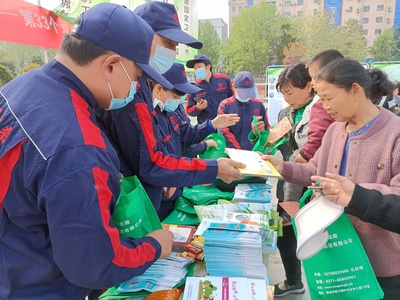 共建美好家園 我市愛國衛(wèi)生月與環(huán)保咨詢服務(wù)雙管齊下